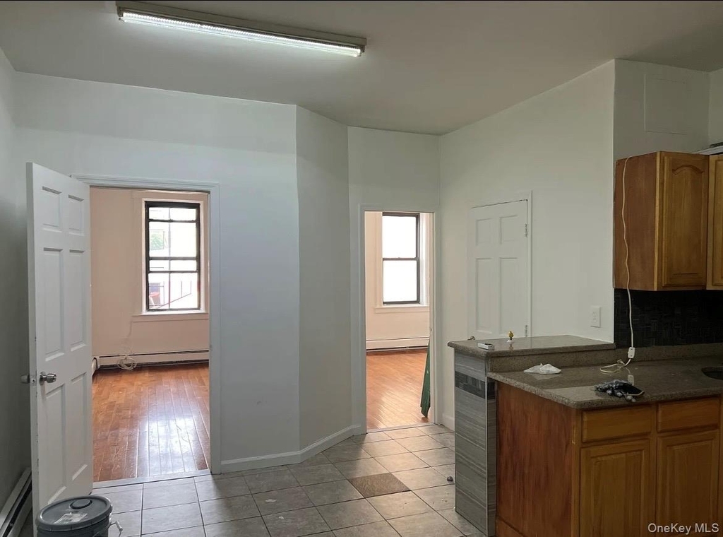 10713 Northern Boulevard - Photo 0