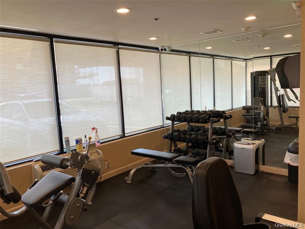 780 W Broadway - Photo 18