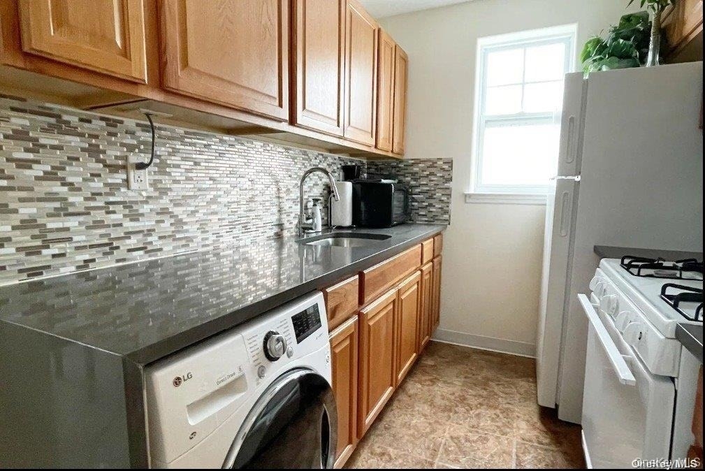 65-08 Ocean Avenue N - Photo 7