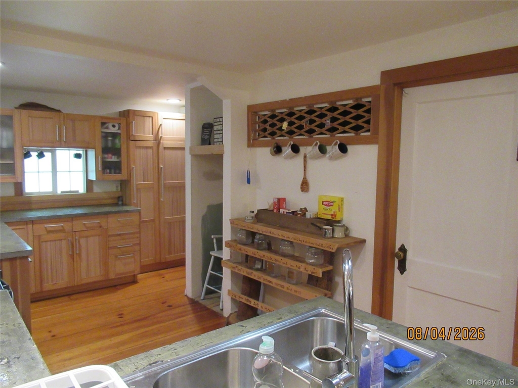 463 Mountain Road - Photo 5