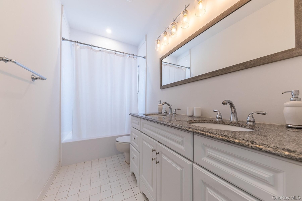 100 W Broadway - Photo 9