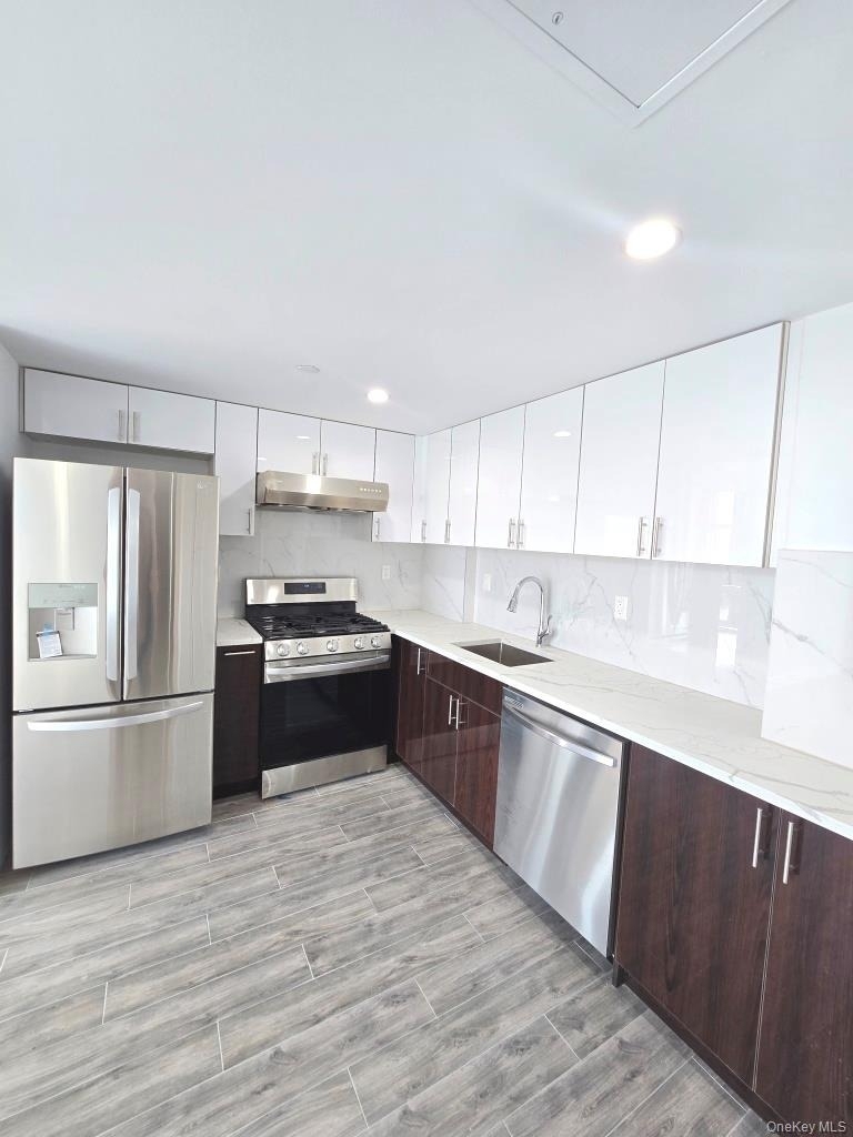 65-18 Austin Street - Photo 2