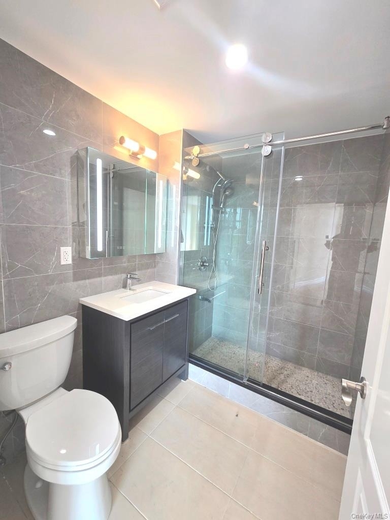 65-18 Austin Street - Photo 8
