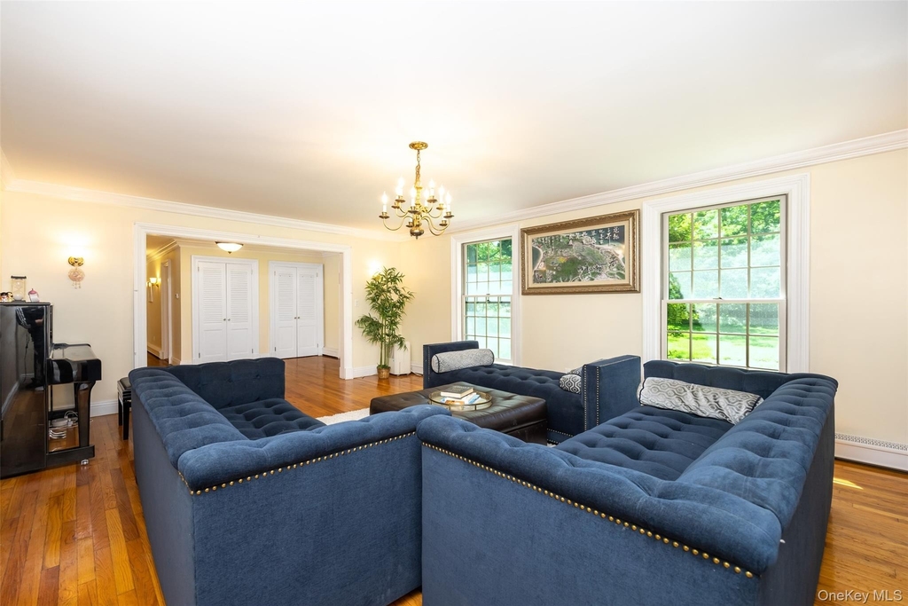 235 Centre Island Road - Photo 2