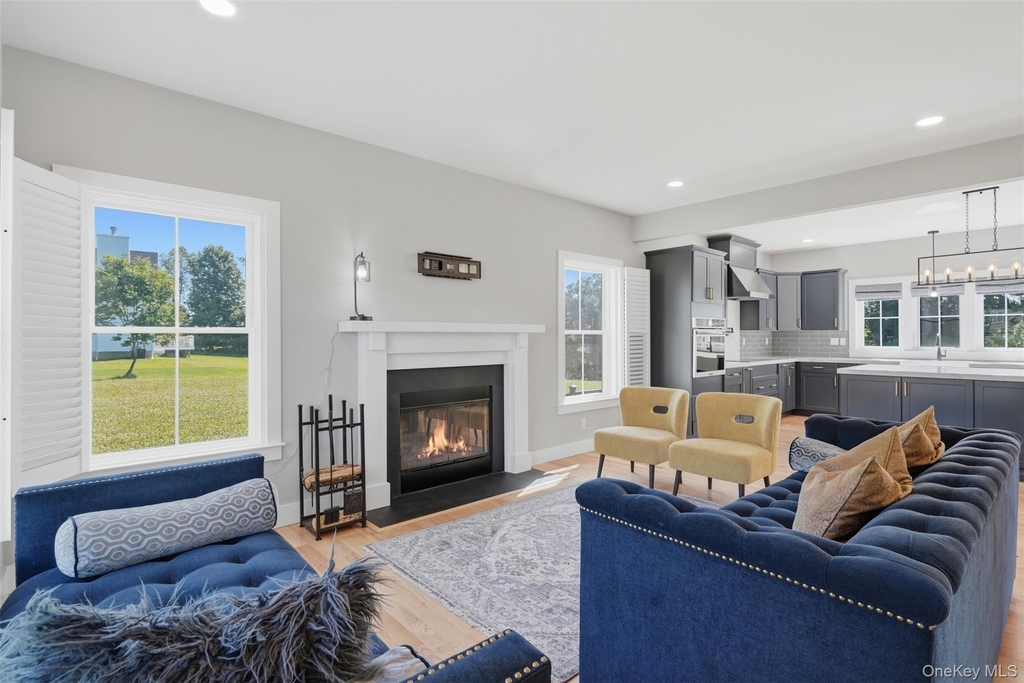 112 Pine Grove Road - Photo 4