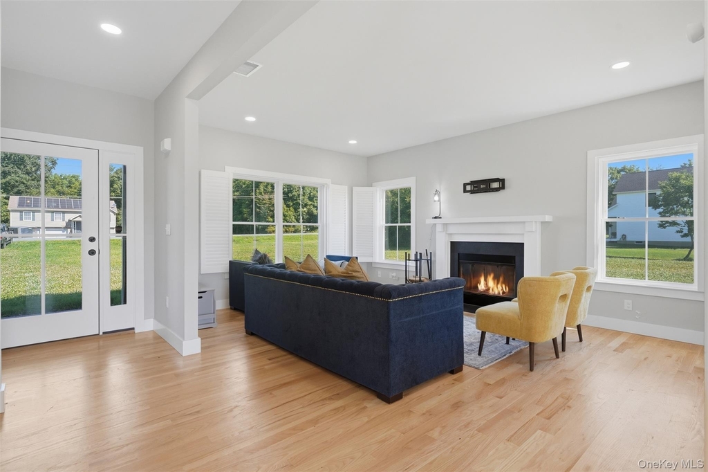 112 Pine Grove Road - Photo 3
