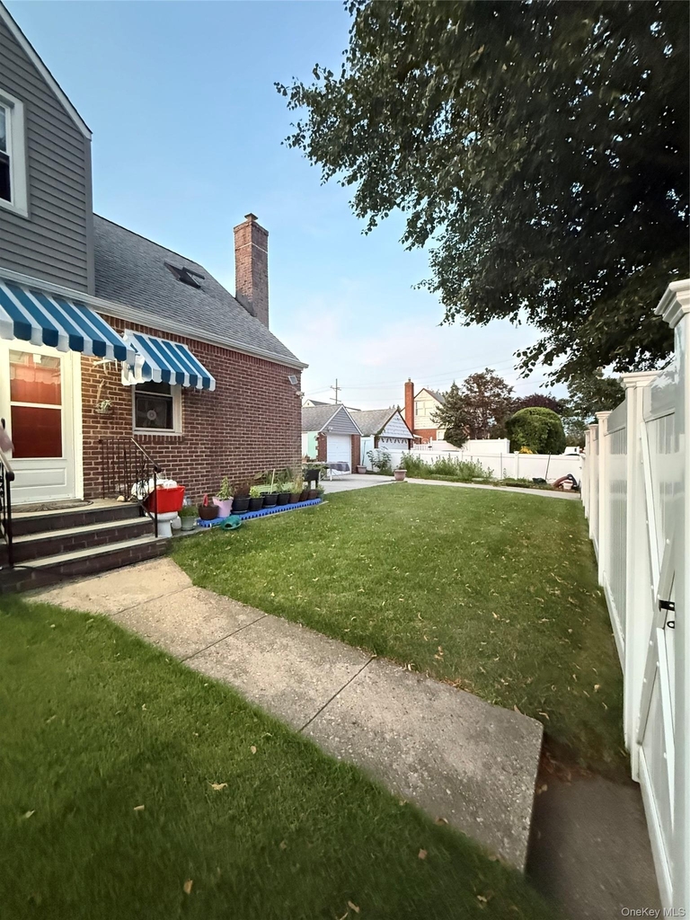 71 Ribbon Street - Photo 2