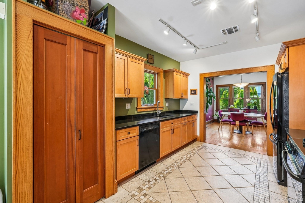 281 Piermont Avenue - Photo 20