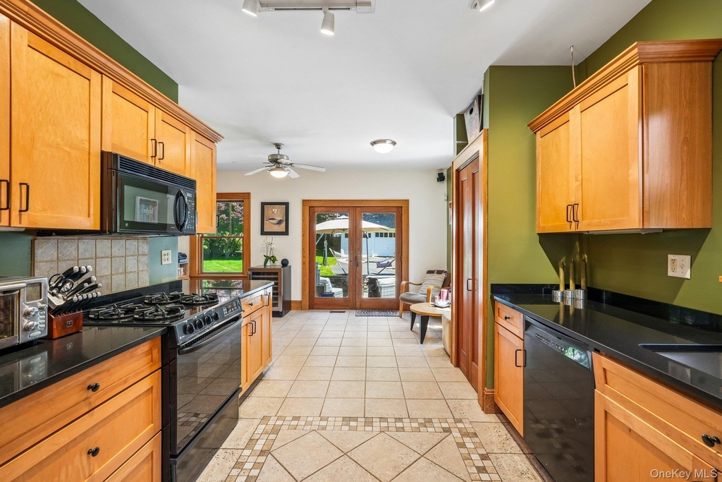 281 Piermont Avenue - Photo 16