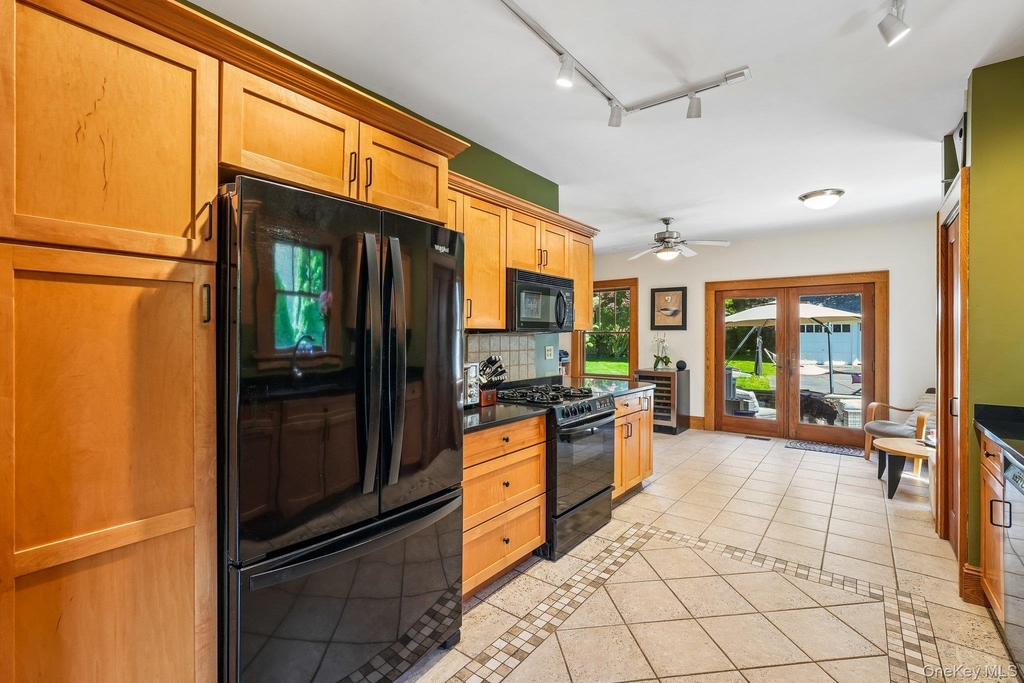 281 Piermont Avenue - Photo 17