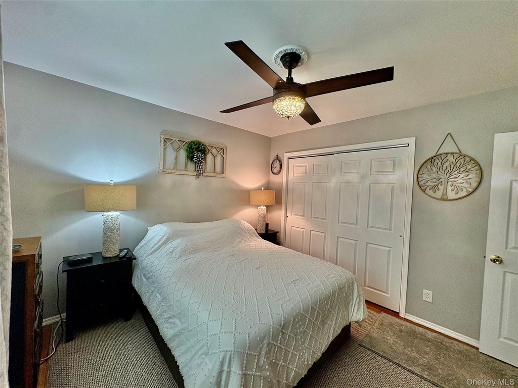 260-08 74th Avenue - Photo 6