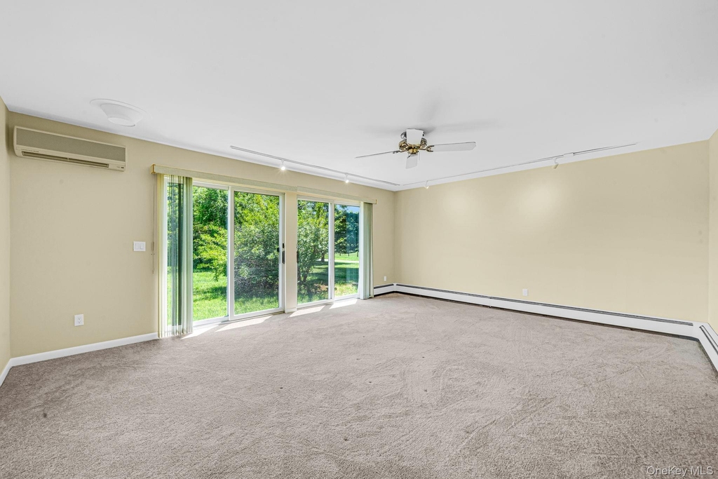 1394 Main Road - Photo 4