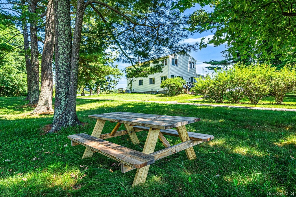 1394 Main Road - Photo 32
