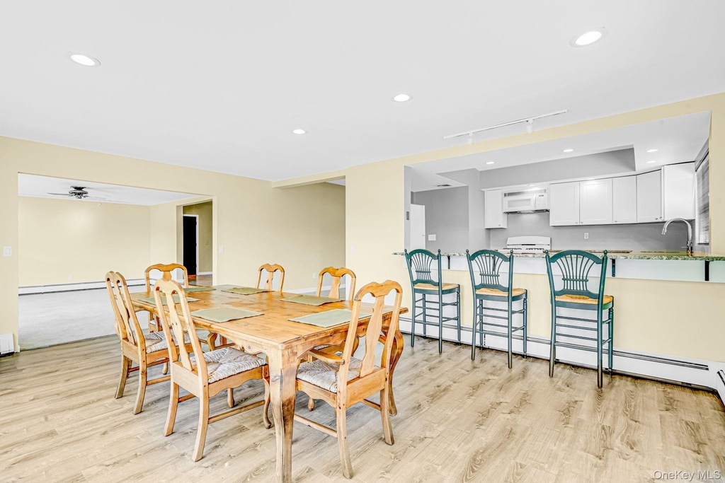1394 Main Road - Photo 6