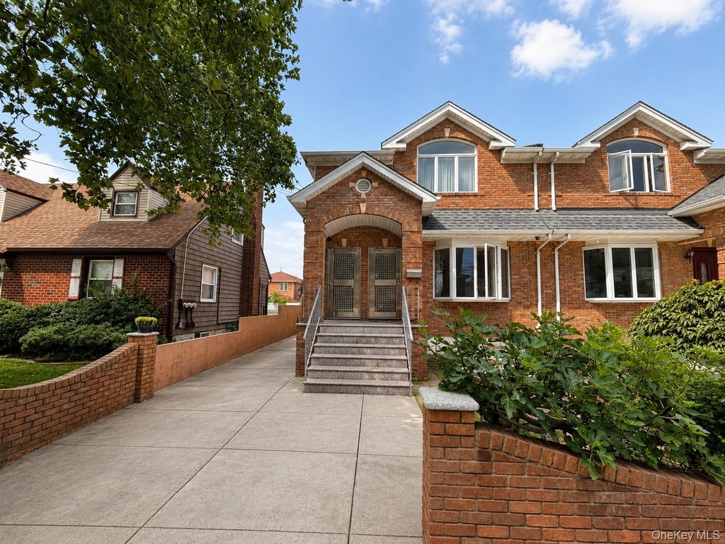 15127 18th Avenue - Photo 0