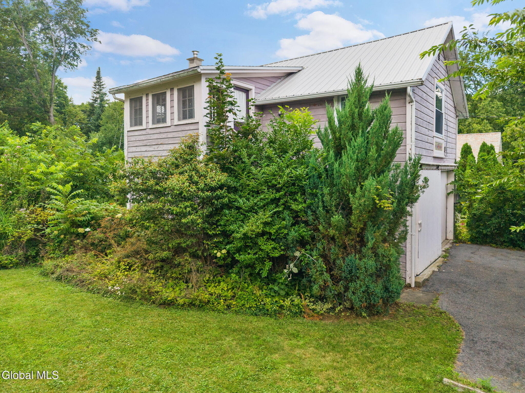 121 Washington Avenue - Photo 1
