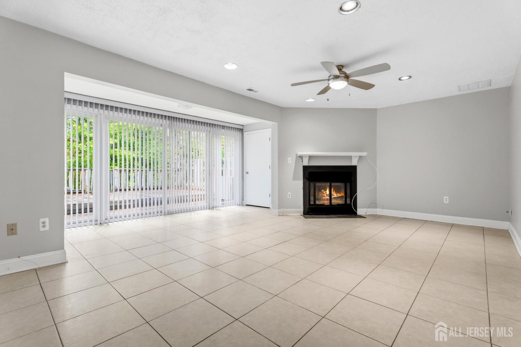 88 Wilshire Court - Photo 10