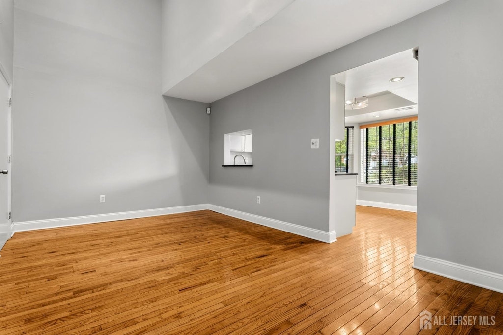 88 Wilshire Court - Photo 9