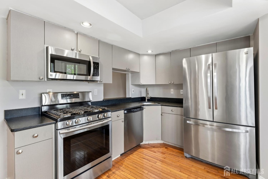 88 Wilshire Court - Photo 6