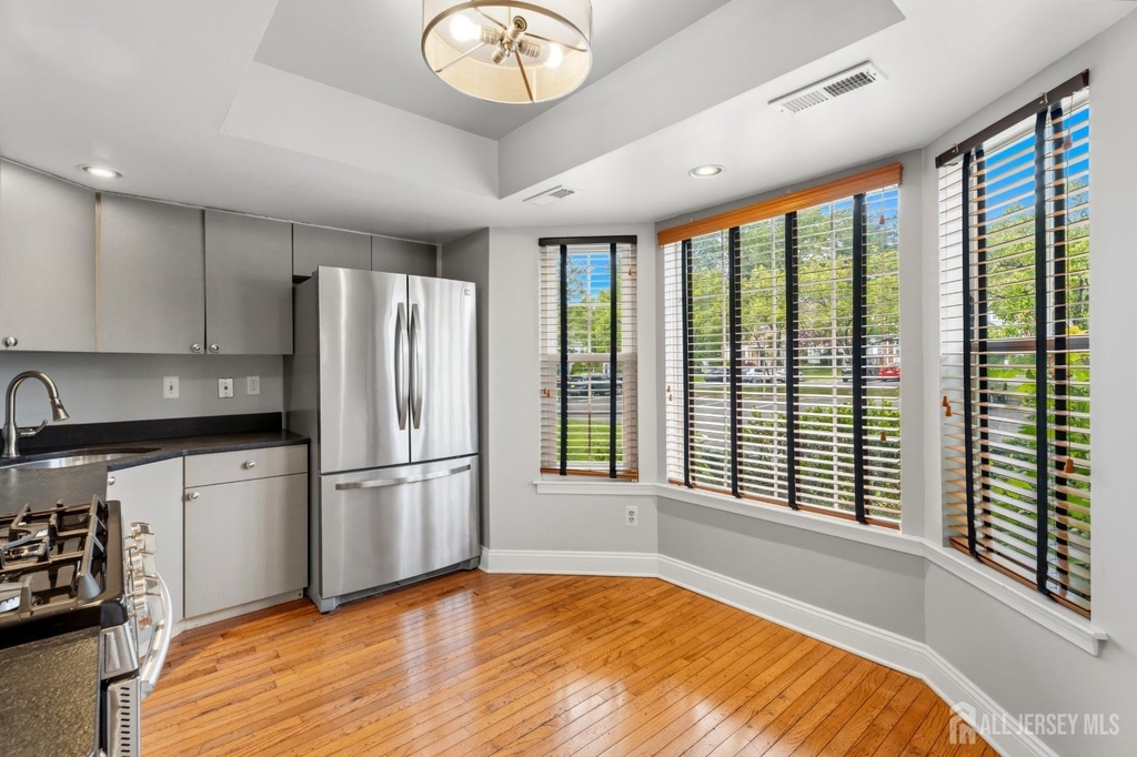 88 Wilshire Court - Photo 5