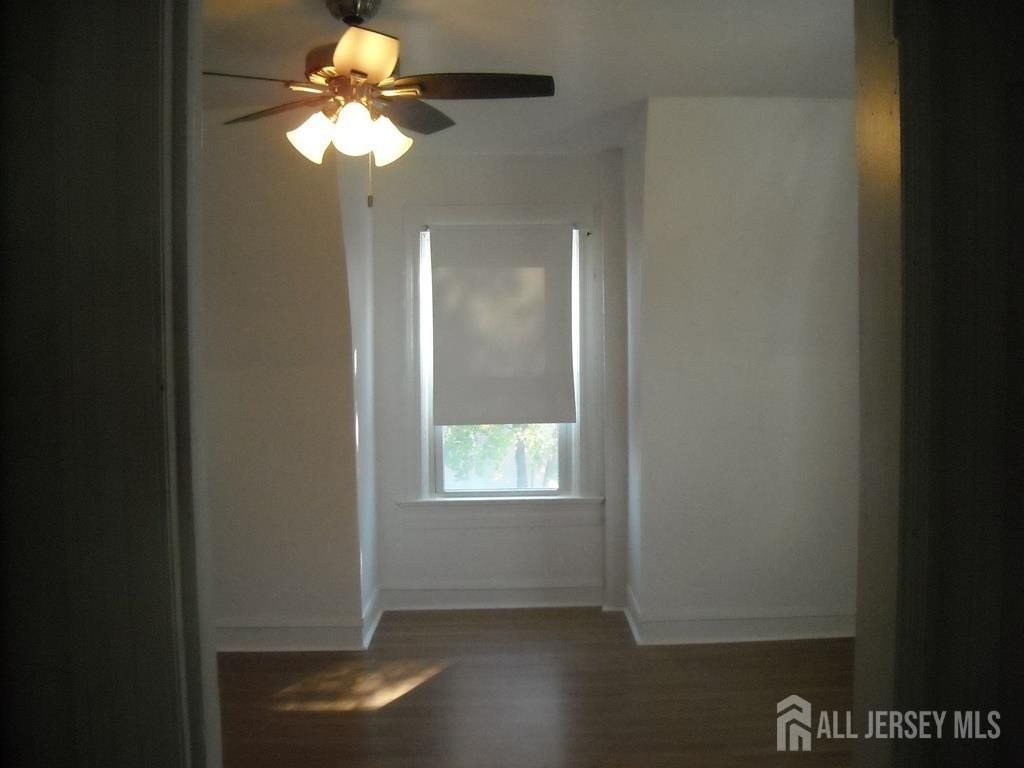 301 Penfield Place - Photo 9
