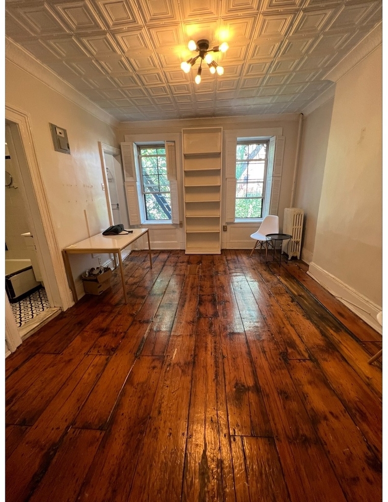 115 Bergen Street - Photo 1