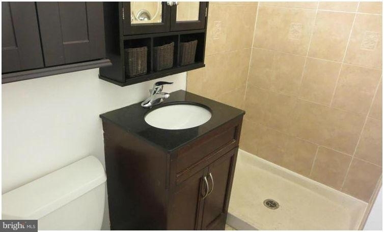 10193 Farragut Court - Photo 10