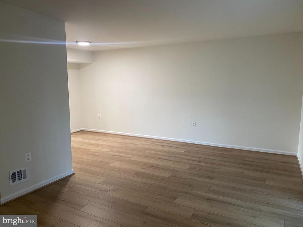 10175 Irongate Way - Photo 3