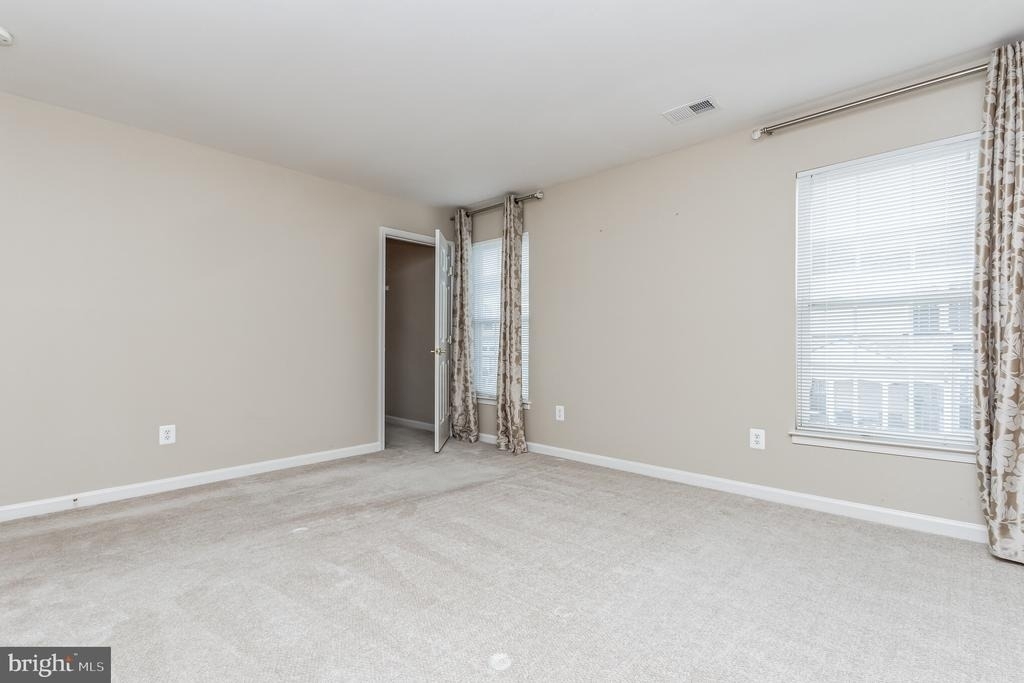 20884 Conesus Square - Photo 18
