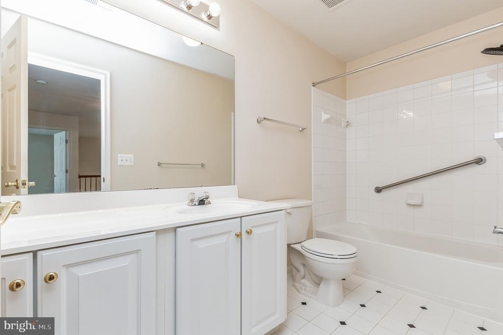 20884 Conesus Square - Photo 19