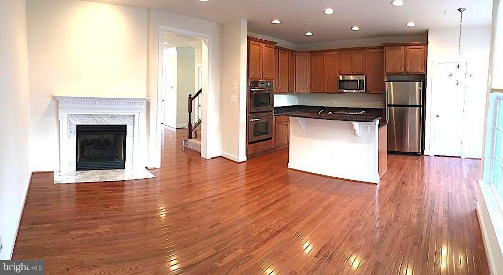 2094 Hutchison Grove Court - Photo 4