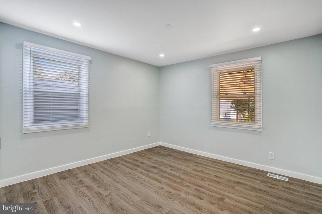 3120 Chepstow Lane - Photo 17
