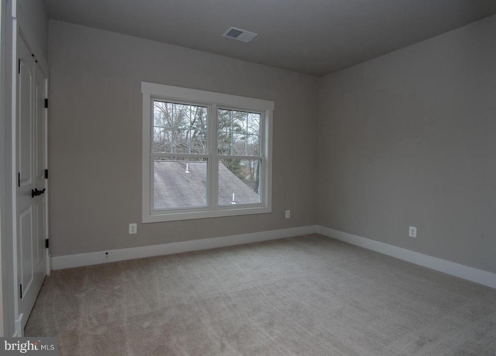 6928 Regent Lane - Photo 34