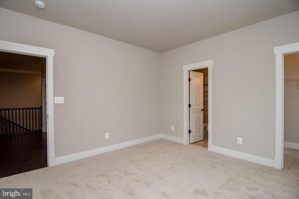 6928 Regent Lane - Photo 44