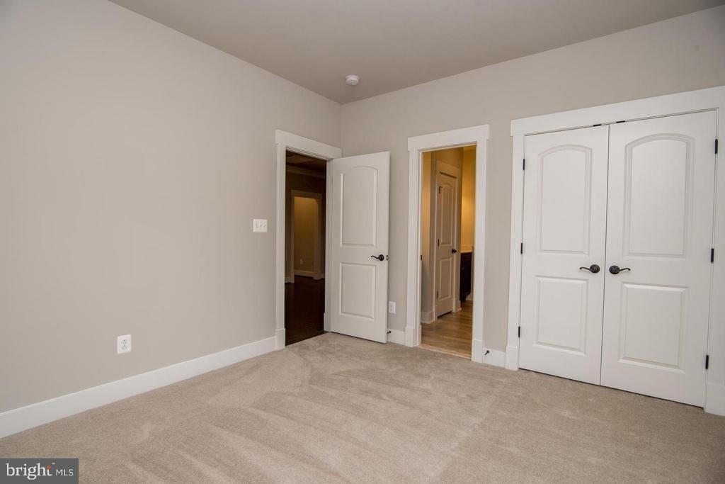 6928 Regent Lane - Photo 36