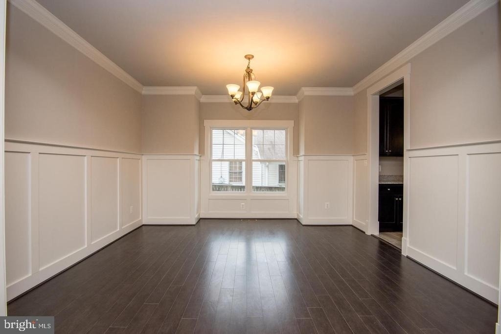 6928 Regent Lane - Photo 10