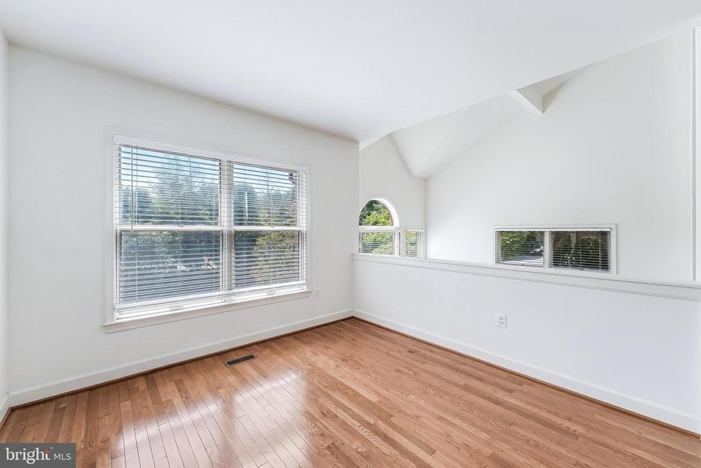 1443 Hampton Hill Circle - Photo 8
