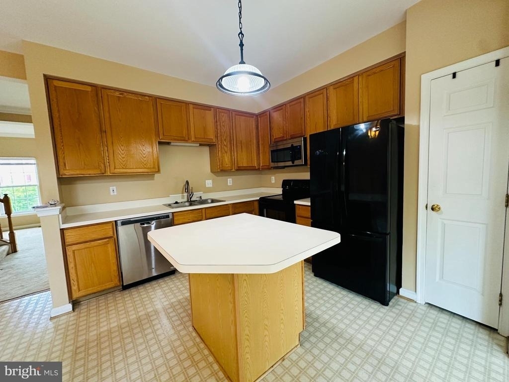 2527 Banshire Drive - Photo 5