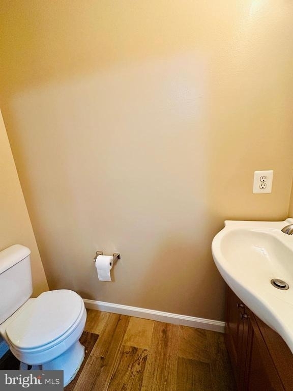 2527 Banshire Drive - Photo 28