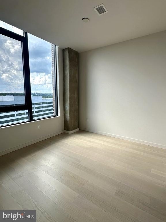 3030 Potomac Avenue - Photo 9