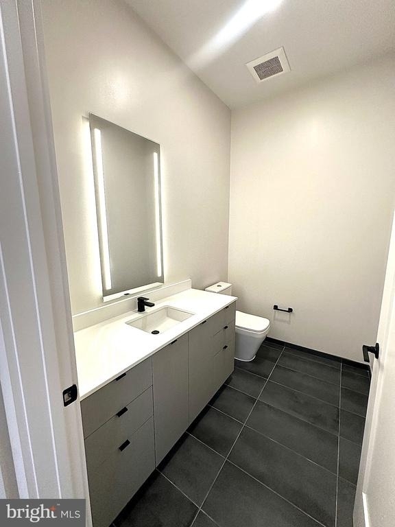 3030 Potomac Avenue - Photo 7