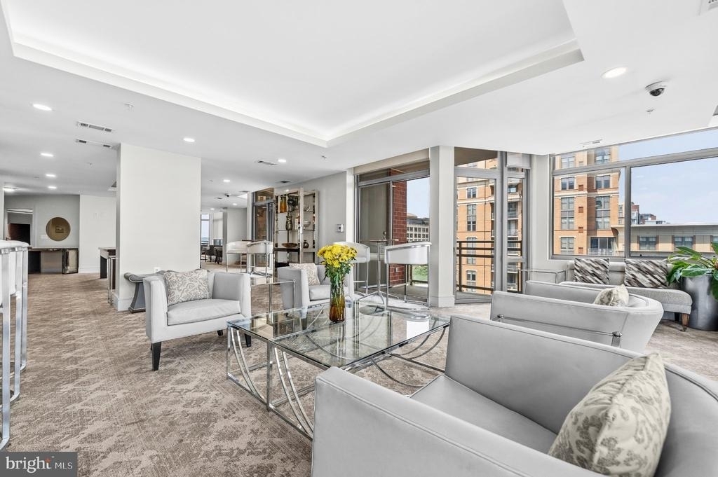 3600 S Glebe Road - Photo 30