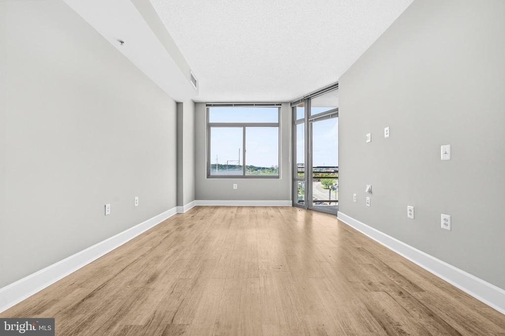 3600 S Glebe Road - Photo 10