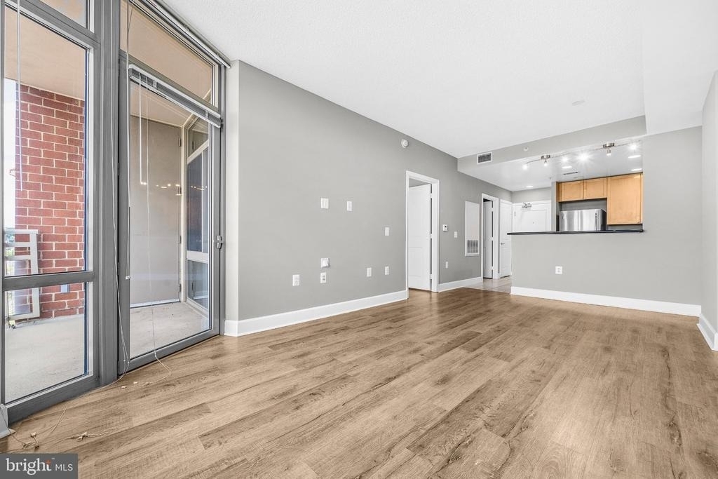3600 S Glebe Road - Photo 8