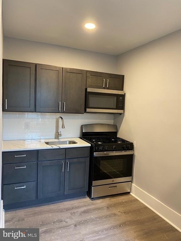 45-48 E Cliveden Street - Photo 1