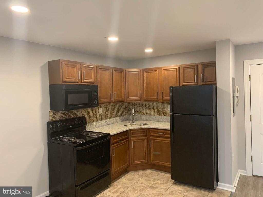 6001-6020 N 17th Street - Photo 2