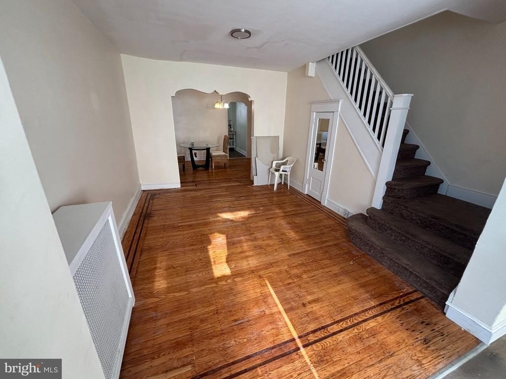 3263 N Etting Street - Photo 2