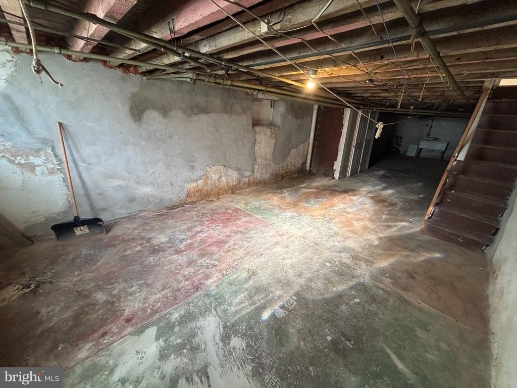 3263 N Etting Street - Photo 9