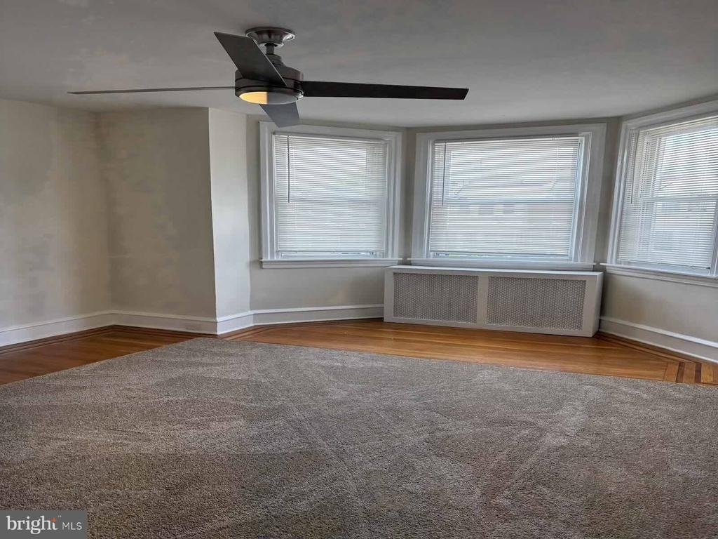 5450 Diamond Street - Photo 2
