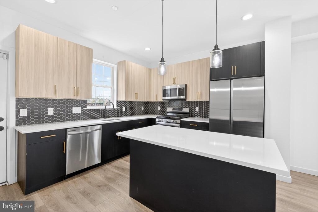 1870 N Marston Street - Photo 2